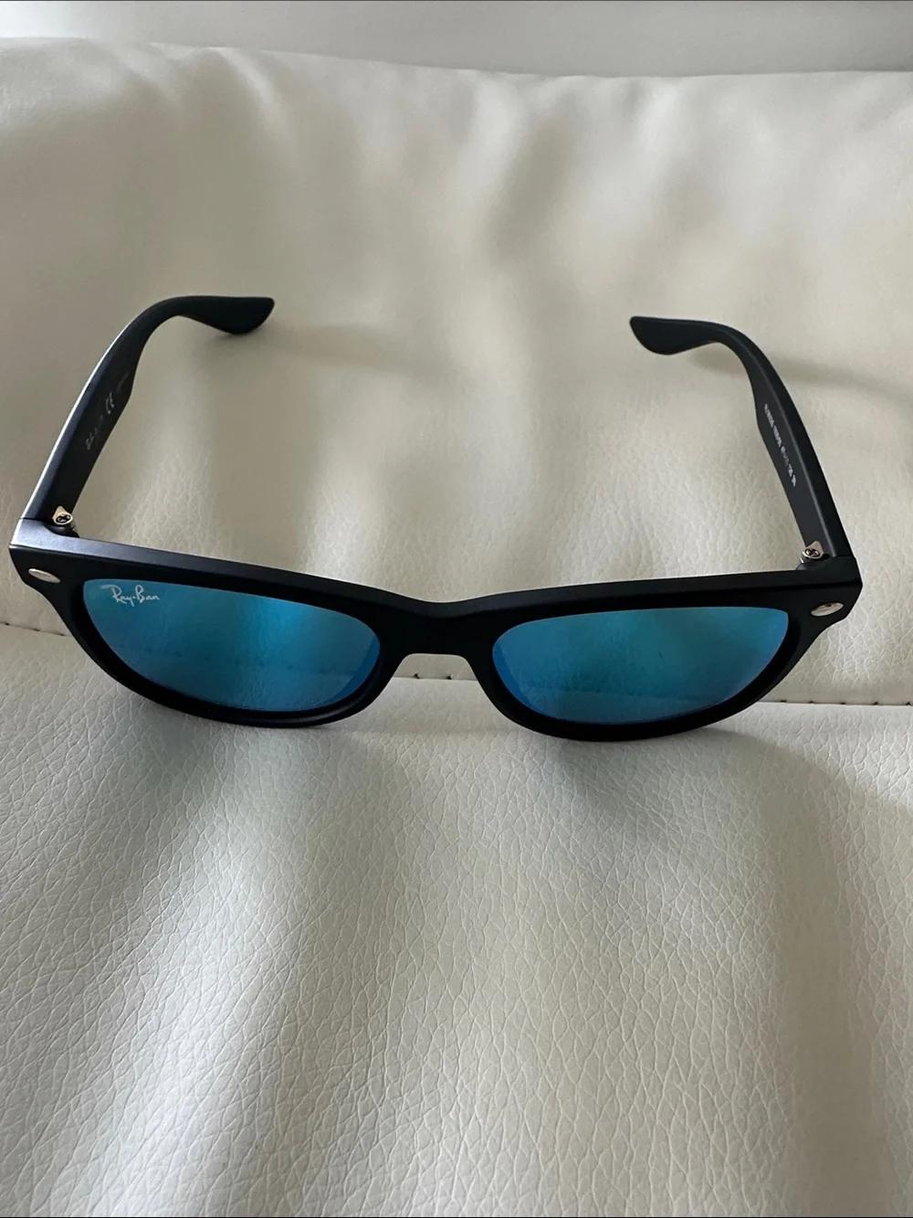 Ray-Ban kids polarized glasses. Black Frame Sunglasses with Blue Mirrored Lenses